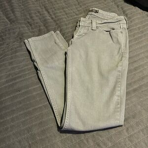 Levi’s - Demi Curve